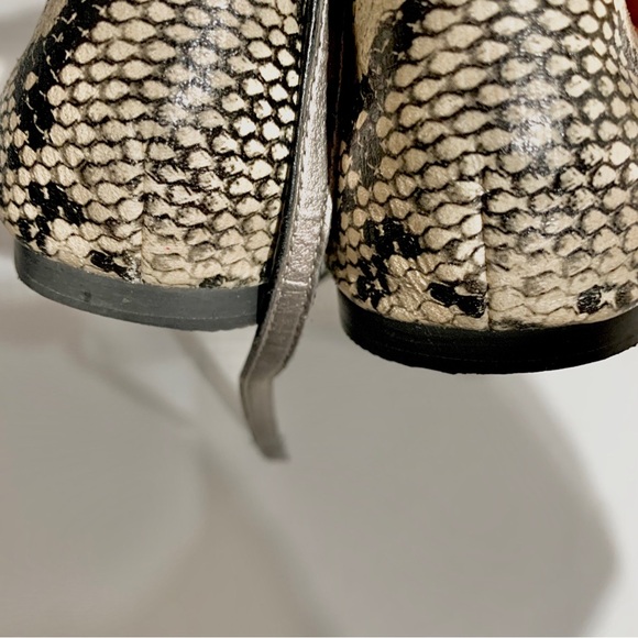 14TH & UNION POINTED TOE LEATHER FLATS ANIMAL PRINT ANKLE STRAP FLATS - Picture 6 of 10